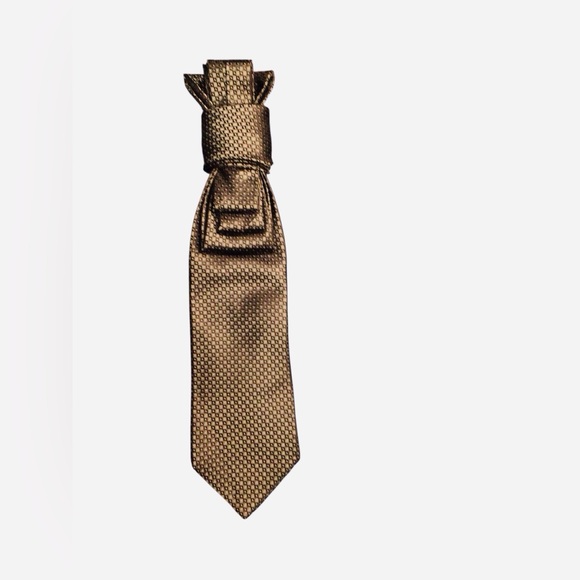 Stylish Brown Necktie Necklace for Women NO BROOCH NO NECKLACE!!! - Picture 1 of 1